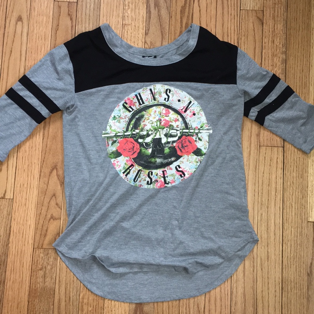 Guns N’ Roses quarter sleeve shirt